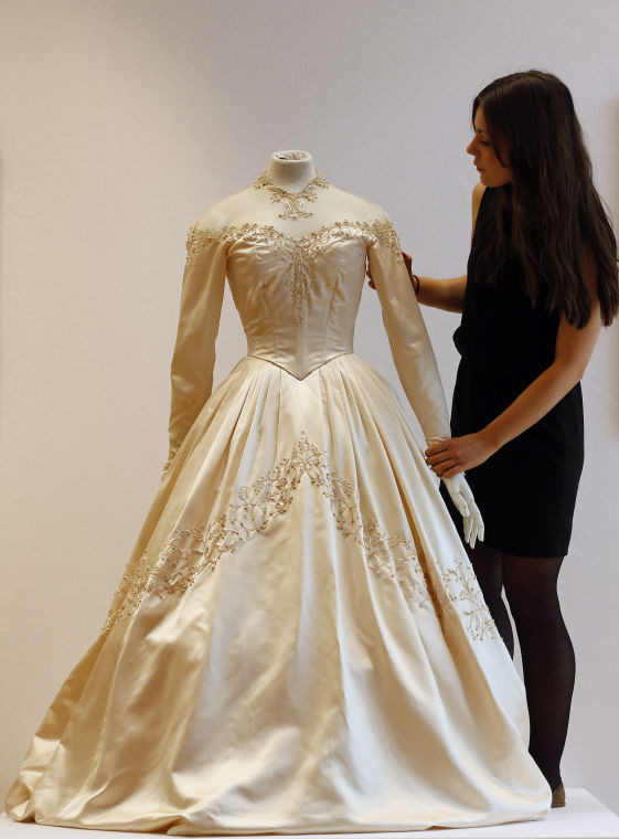 Wedding Dresses | Wedding Gowns | Bridal Gowns: Helen Rose Wedding Dresses