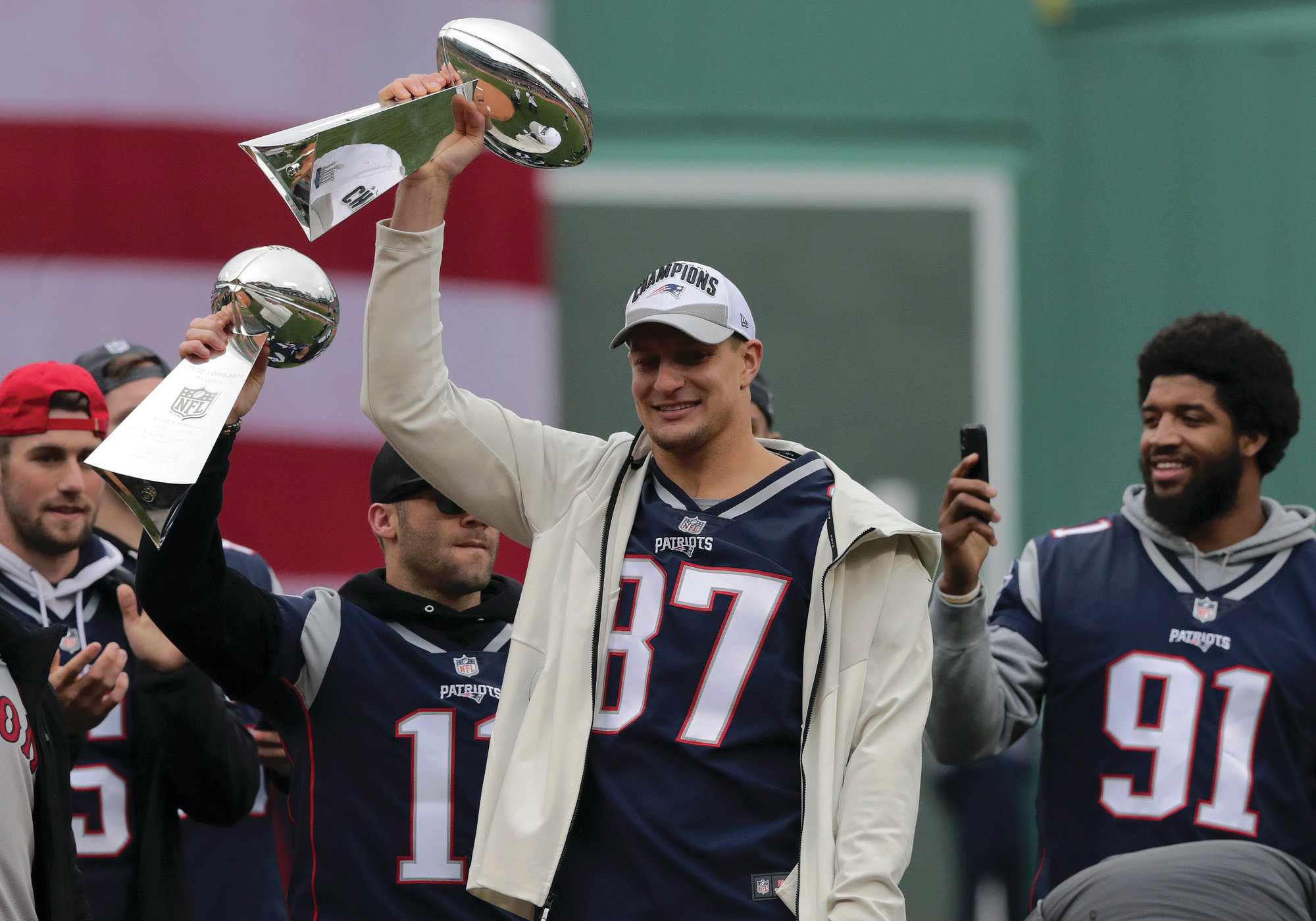 Patriots adjust to life without Gronk - The Sumter Item